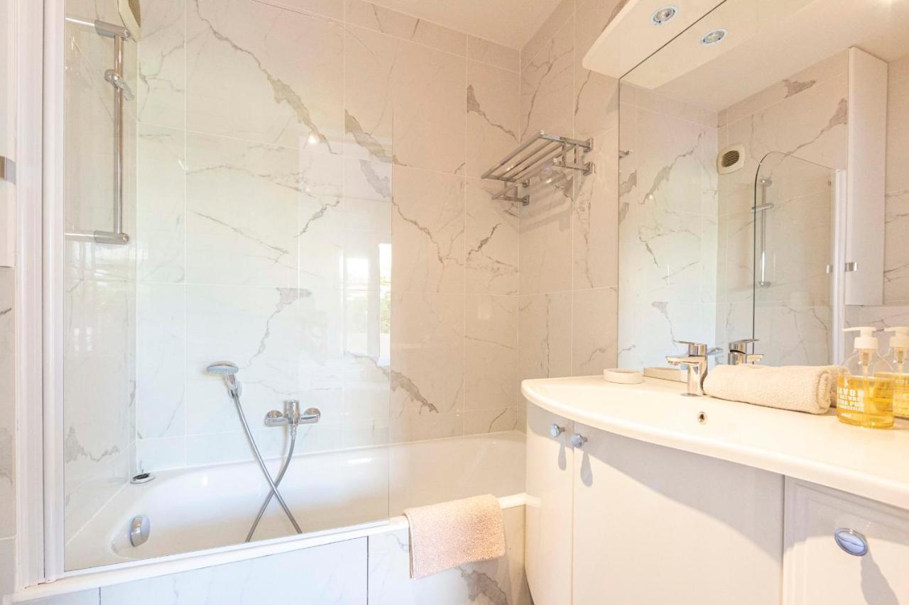 Apartment 2 Bedrooms2 Bathroomsdouble Terrace & Garden In Palm Beach Area คานส์ ภายนอก รูปภาพ